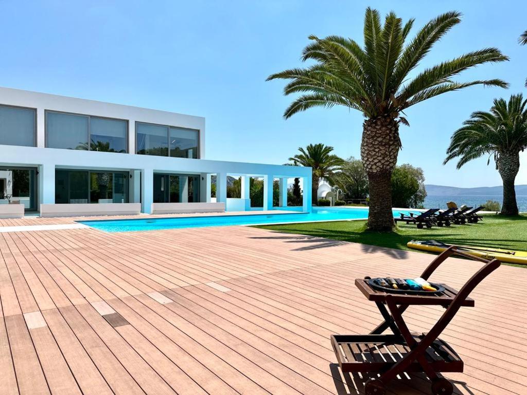 Le Blanc, Luxurious Beachfront Villa Hermione Extérieur photo