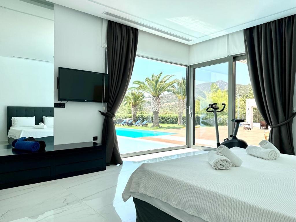 Le Blanc, Luxurious Beachfront Villa Hermione Extérieur photo