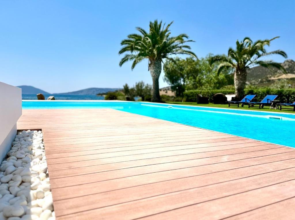 Le Blanc, Luxurious Beachfront Villa Hermione Extérieur photo